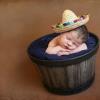 newborn photographer Melissa Gomes