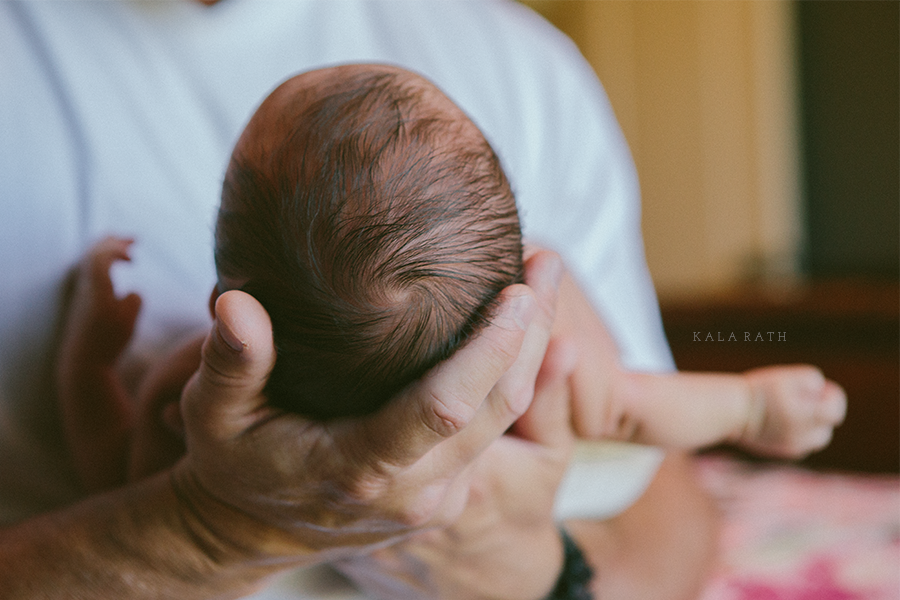 newborn photography community critique photo submitted by Kala Rath - 3 community members set this photo as a favourite image.