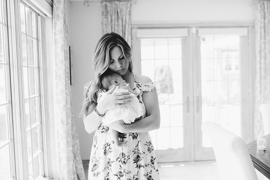 newborn photography community critique photo submitted by Kala Rath - 2 community members set this photo as a favourite image.