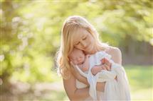 Tamara Hart newborn photography