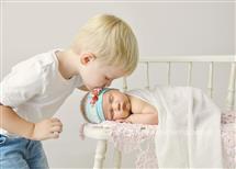 Sara Lovro newborn photography