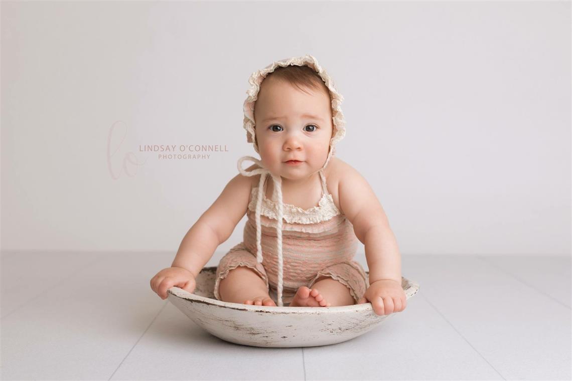 newborn photography community critique photo submitted by Lindsay O'Connell - 3 community members set this photo as a favourite image.