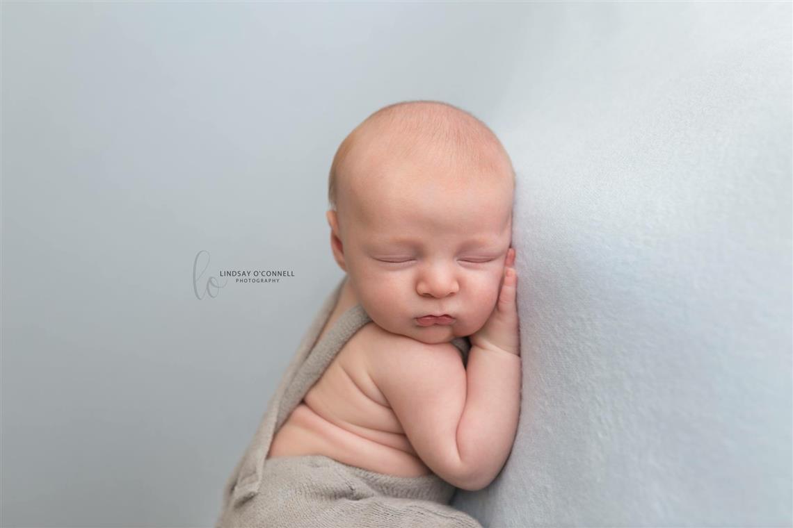 newborn photography community critique photo submitted by Lindsay O'Connell - 4 community members set this photo as a favourite image.