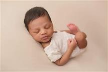 Erin Martin newborn photography