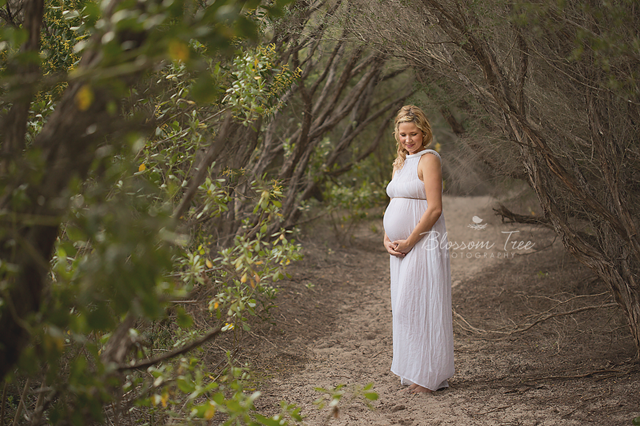 newborn photography community critique photo submitted by Michelle Letherbarrow - 3 community members set this photo as a favourite image.