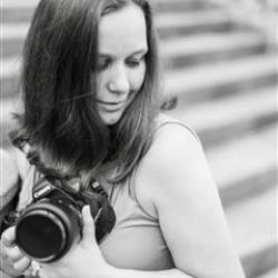 Amy Sine Newborn Photographer - profile picture