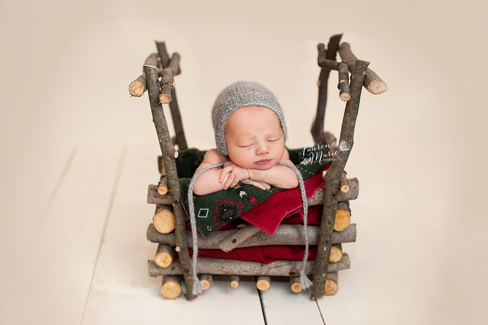 newborn photography community critique photo submitted by Lauren Wiegand - 3 community members set this photo as a favourite image.