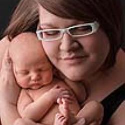 Allison Finnie Newborn Photographer - profile picture