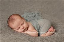 Nicole Everson newborn photography