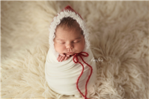 Daniela Ursache newborn photography