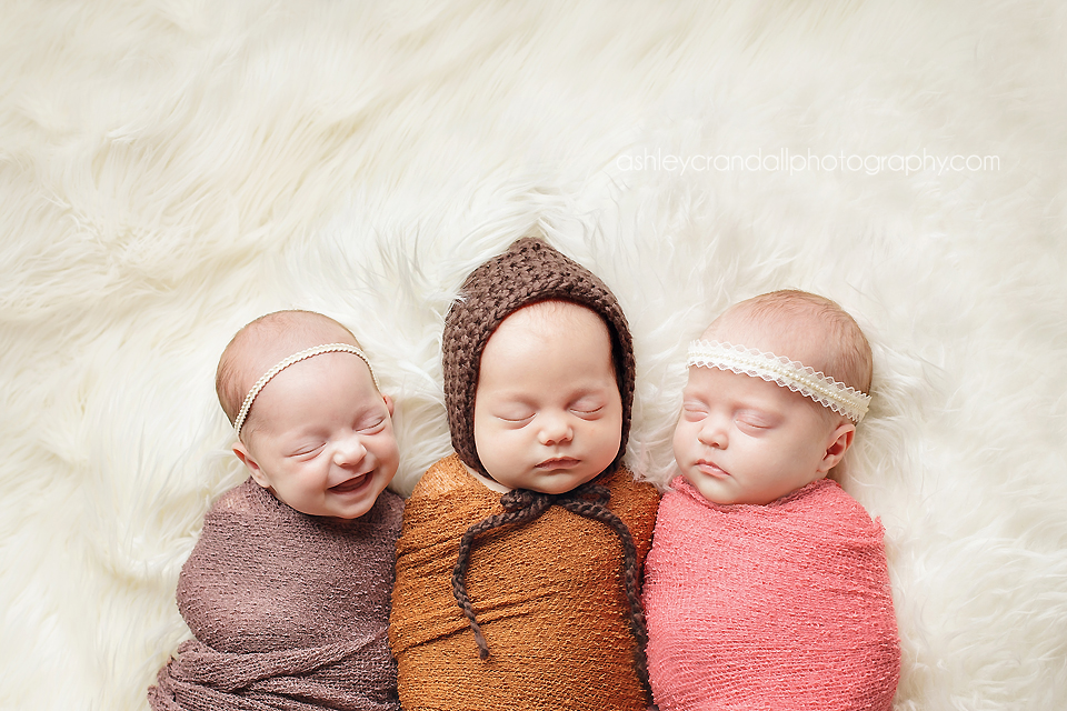 newborn photography community critique photo submitted by Ashley Crandall - 5 community members set this photo as a favourite image.