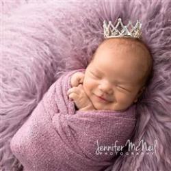 Jennifer McNeil Newborn Photographer - profile picture