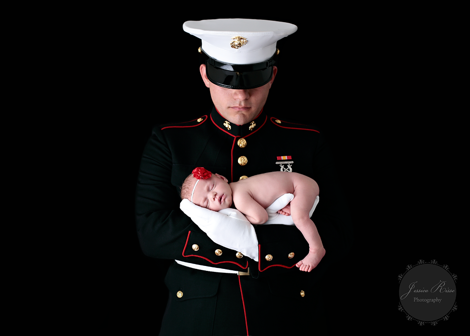 newborn photography community critique photo submitted by Jessica Risse - 10 community members set this photo as a favourite image.