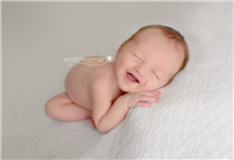 Emily Leeman newborn photography