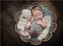 Andrea Kinter newborn photography