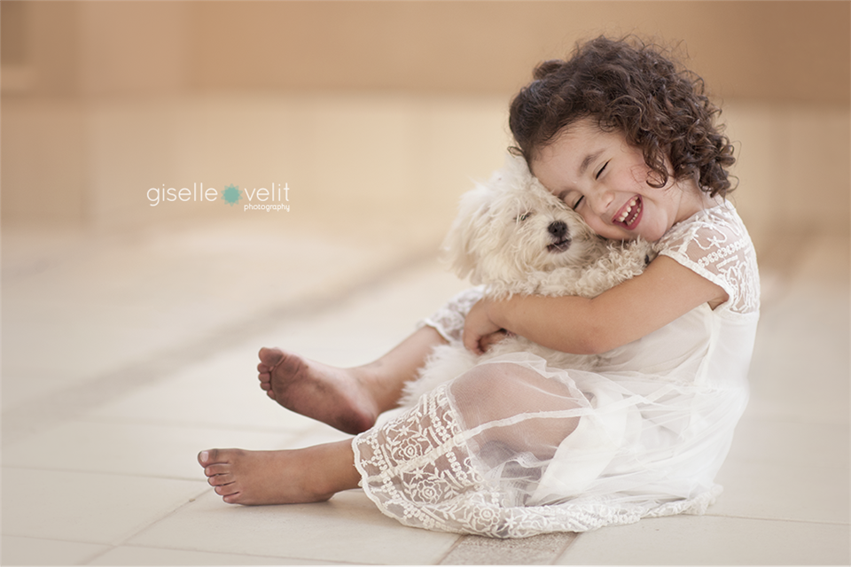 newborn photography community critique photo submitted by Giselle Velit - 6 community members set this photo as a favourite image.