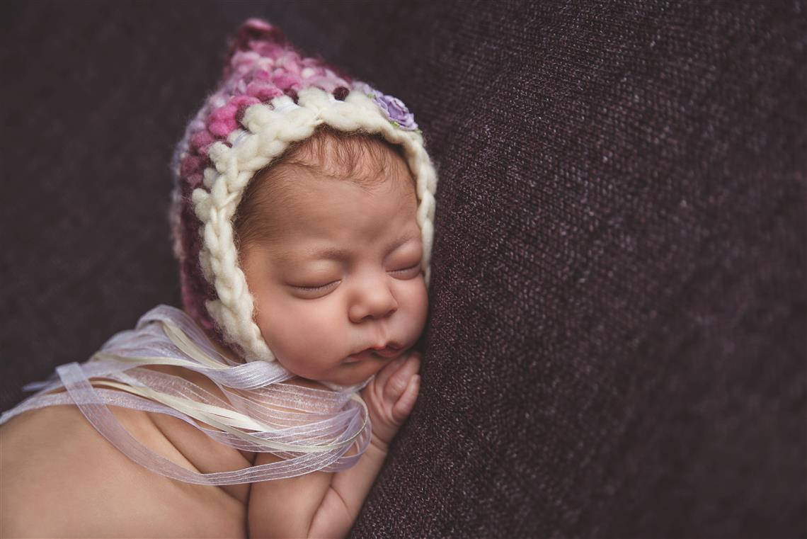 newborn photography community critique photo submitted by Jessica Luongo - 0 community members set this photo as a favourite image.