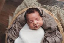 Jessica Luongo newborn photography