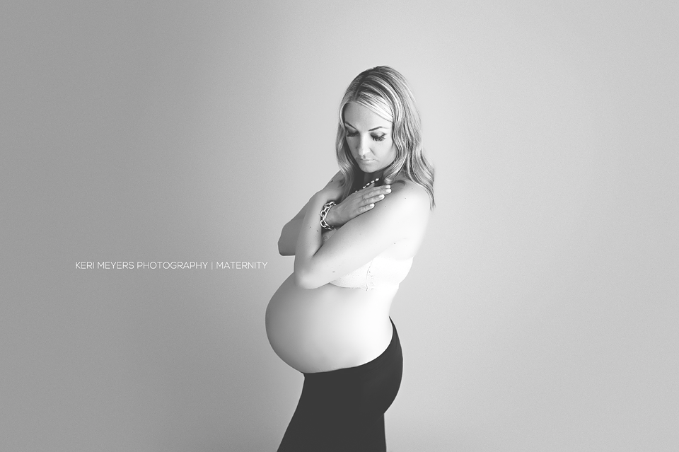 newborn photography community critique photo submitted by Keri Meyers - 4 community members set this photo as a favourite image.