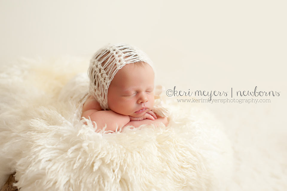 newborn photography community critique photo submitted by Keri Meyers - 9 community members set this photo as a favourite image.