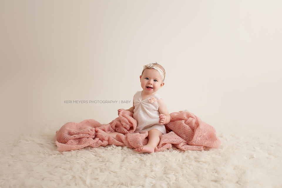 newborn photography community critique photo submitted by Keri Meyers - 4 community members set this photo as a favourite image.