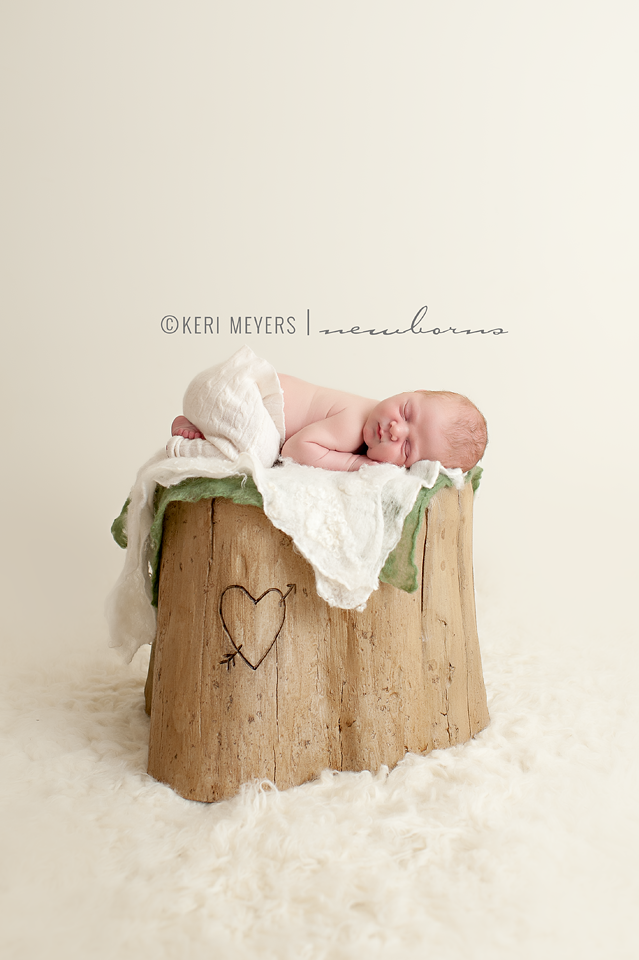 newborn photography community critique photo submitted by Keri Meyers - 3 community members set this photo as a favourite image.
