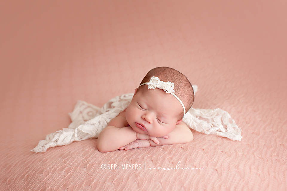 newborn photography community critique photo submitted by Keri Meyers - 5 community members set this photo as a favourite image.