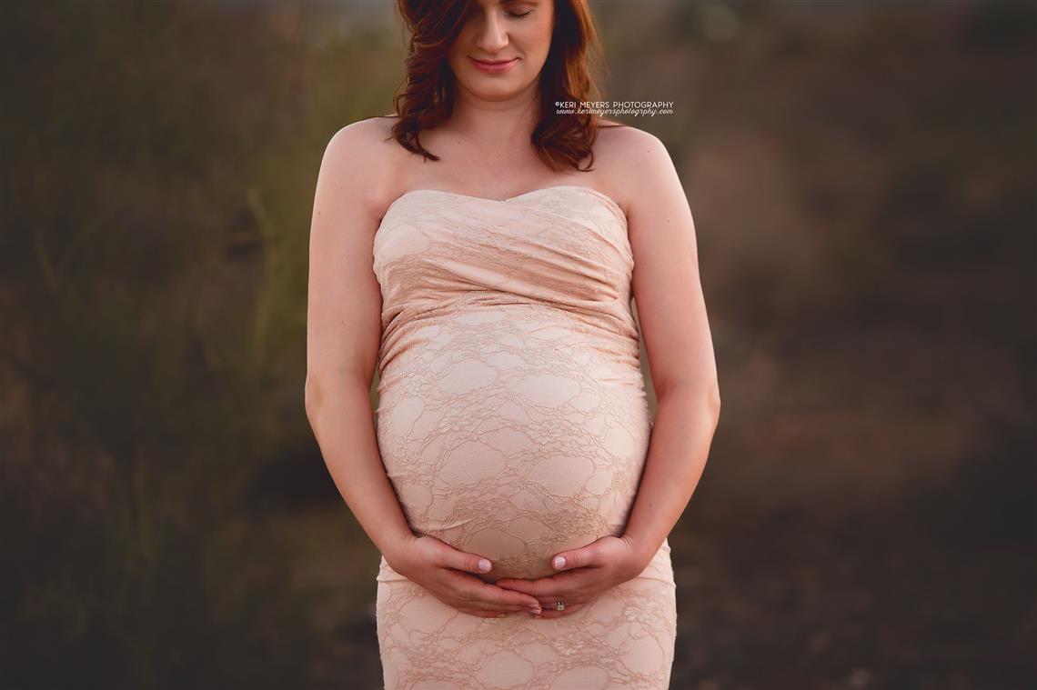 newborn photography community critique photo submitted by Keri Meyers - 2 community members set this photo as a favourite image.