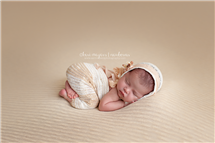 Keri Meyers newborn photography