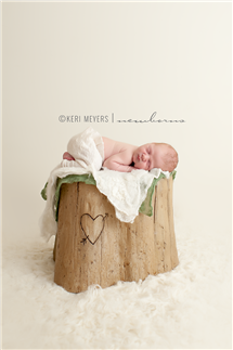 Keri Meyers newborn photography