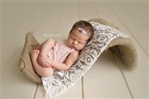 Keri Meyers newborn photography