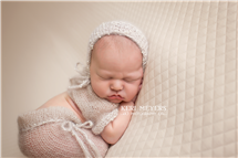 Keri Meyers newborn photography