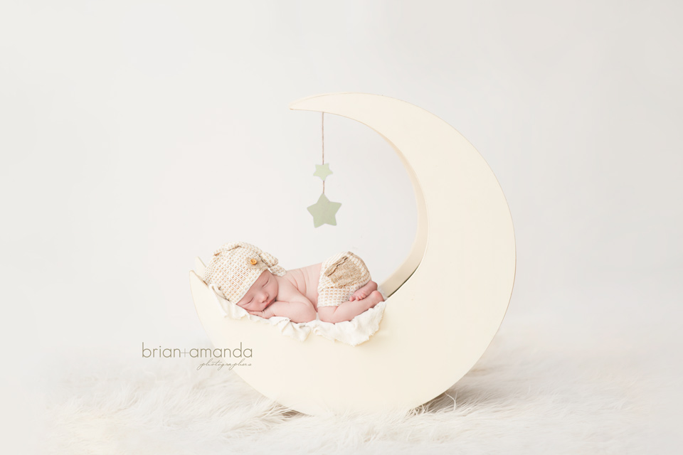 newborn photography community critique photo submitted by Brian Plus Amanda . - 4 community members set this photo as a favourite image.