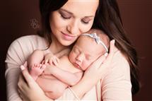 Brenden Murphy newborn photography