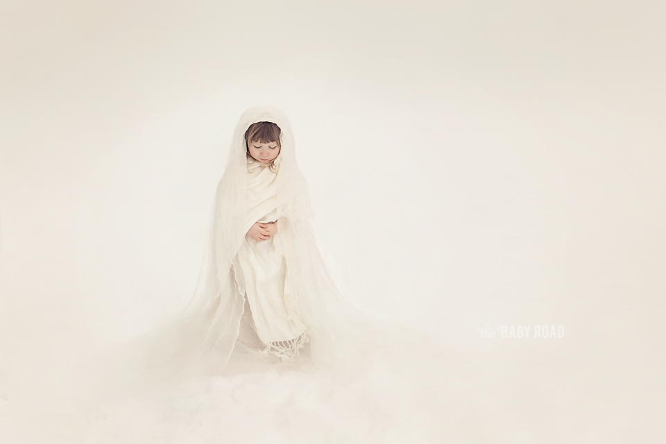 newborn photography community critique photo submitted by Jenny Gibson - 3 community members set this photo as a favourite image.