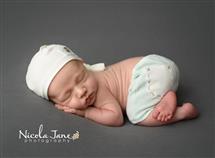 Nickie Cole newborn photography