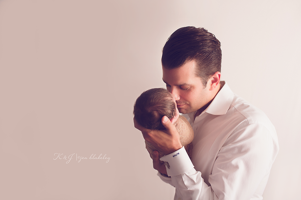 newborn photography community critique photo submitted by Jennifer Blakeley - 5 community members set this photo as a favourite image.