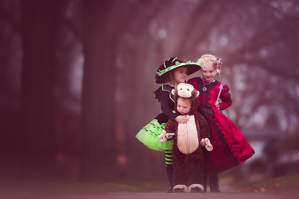 newborn photography community critique photo submitted by Jennifer Blakeley - 5 community members set this photo as a favourite image.