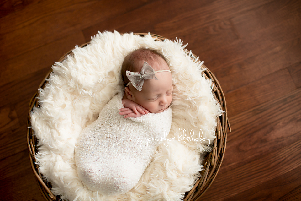 newborn photography community critique photo submitted by Jennifer Blakeley - 7 community members set this photo as a favourite image.