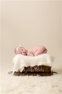 Jennifer Blakeley newborn photography