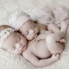 newborn photographer Lyndsey Lewis