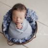 newborn photographer Lyndsey Lewis
